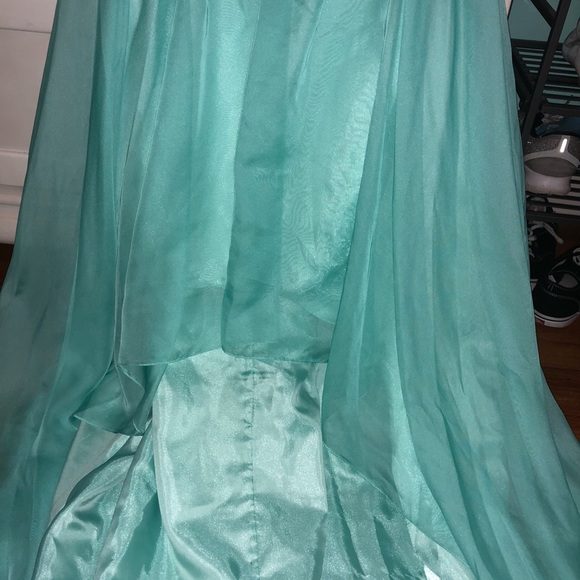 Size 6/8 AQUA Shail K. High-low prom dress - Picture 5 of 8